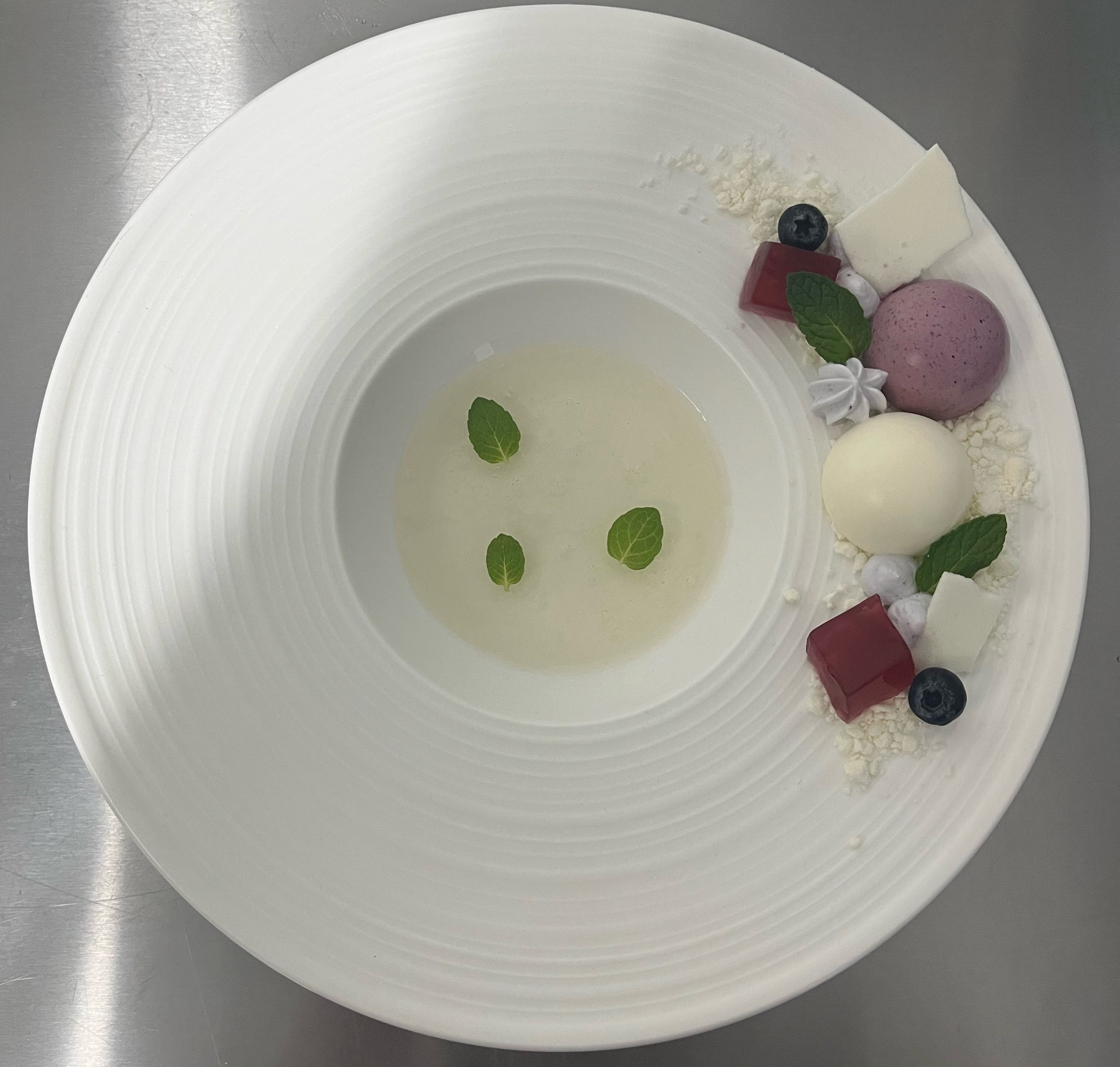 <p>【D】<span>さわやかなミントジュレと初夏のムース</span></p>
