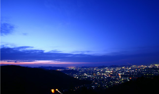 大浴場を家族で貸切、夜景も満喫！