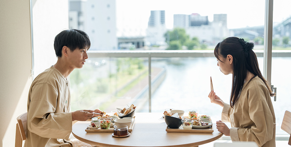 朝食